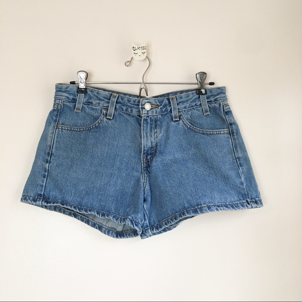 Vintage Levis Juniors Mid-Rise Shorts Blue Size 7